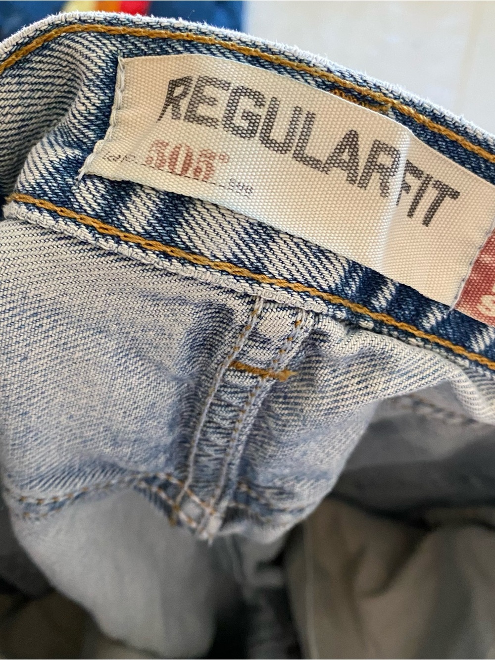 Upcycled Levi’s 505 Custom Jeans Waist 27 Womens Size 4 Small Levis OOAK Floral - Picture 6 of 15